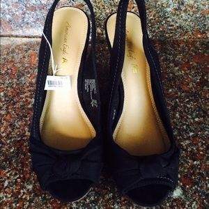 American Eagle Wedges