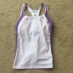 Gently used women's Nike shirt