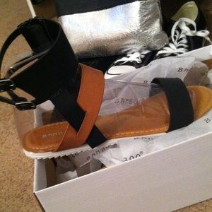 Brand New Black/Tan Sandals
