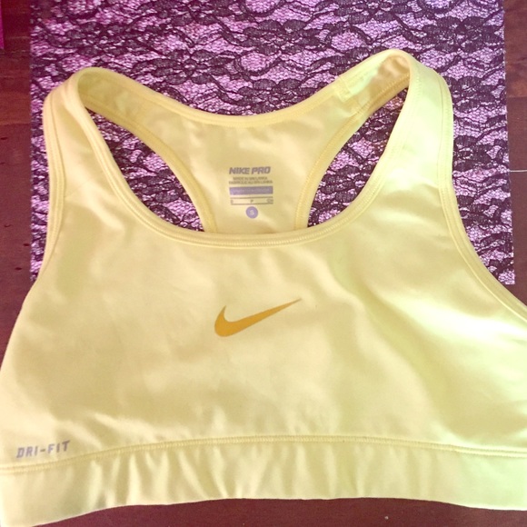 Nike Pro DRI-FIT sports bra