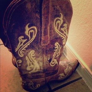 Women's corral cowgirl boots