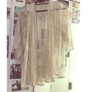 White lace kimono