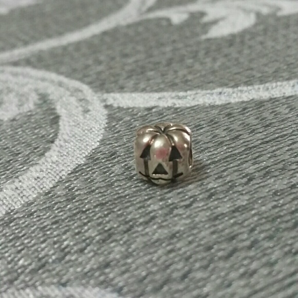 Pumpkin Pandora charm