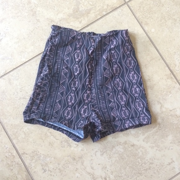 Pacsun Aztec Shorts - Picture 1 of 2