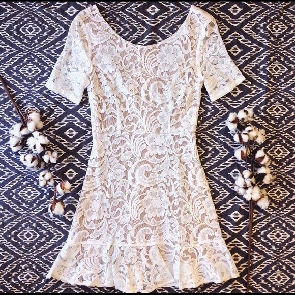 Boho Lacey White & Cream Mini Dress - Picture 3 of 4