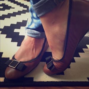 Isaac Mizrahi Live! Brown Leather Flat With Bow