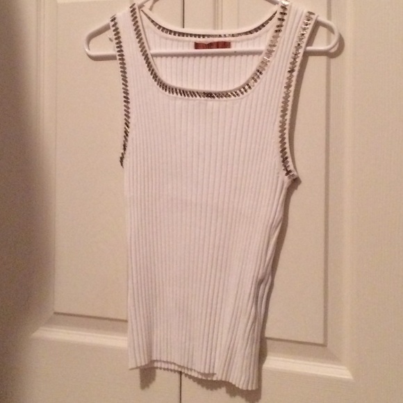 White tank