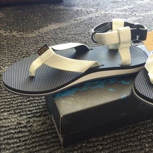 Brand New Black & White Tevas
