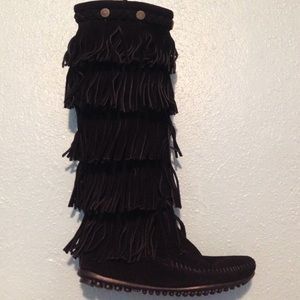 black 5 layer Fringe Boots