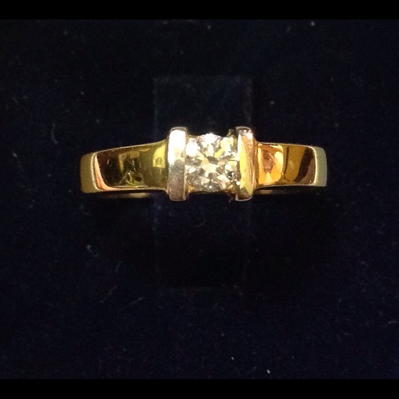 💎💎Yellow Gold Diamond Ring. Wedding Ring.💎💎 - Picture 2 of 3
