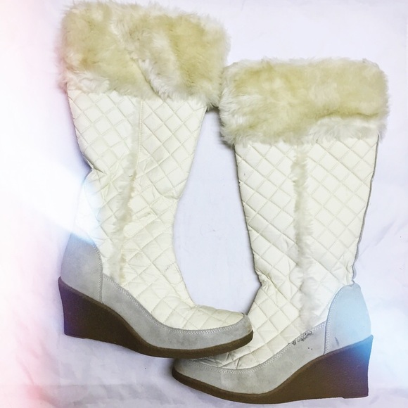 Colin Stuart Shoes - Size 8.5 Colin Stuart winter wedge boots