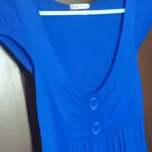 Shirt - Picture 2 of 2