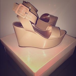 Open toe wedge sandals