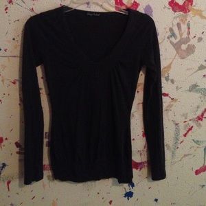 🌸Black Body Central Shirt🌸