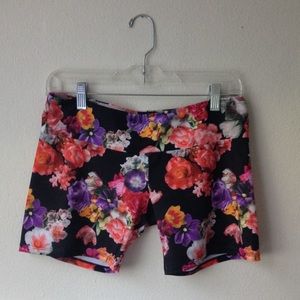 Onzie Hot Yoga Shorts {Size M/L}