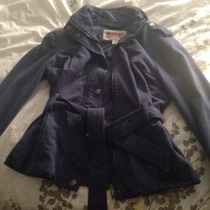 Dark Blue Zip-up Jacket!