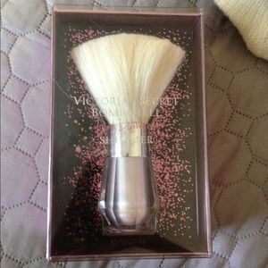 Victoria Secret bombshell shimmer!!