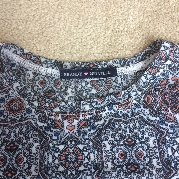 Brandy Melville Tribal Patterned Carolina - Picture 3 of 3
