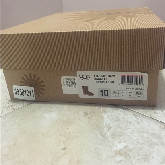 🚫 SOLD 🚫Girls leopard uggs - Picture 4 of 4