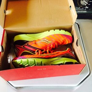 Saucony Women's Running Shoes size 10