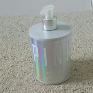 Pink more love body lotion