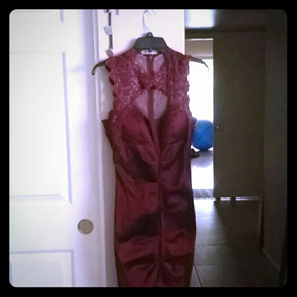 Maroon Shimmer Mermaid Dress