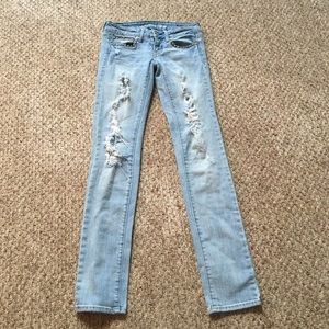 American eagle jeans!