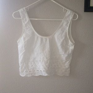 Scalloped edge white Pac Sun crop top