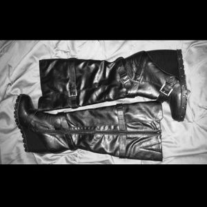 Black Boots