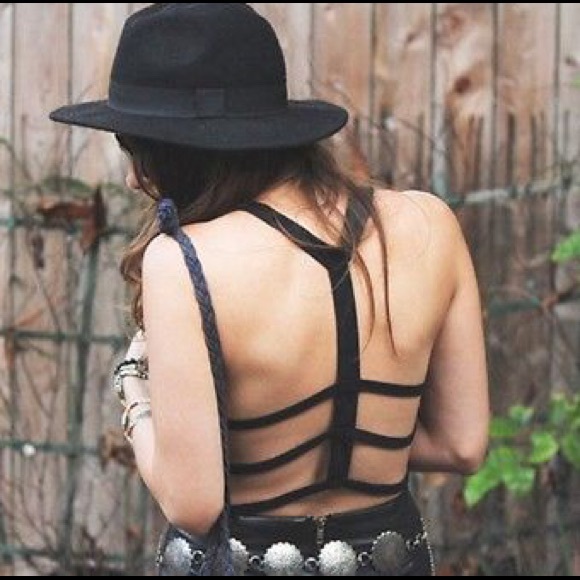 Brandy Melville Black Caged Bralette - Picture 1 of 2