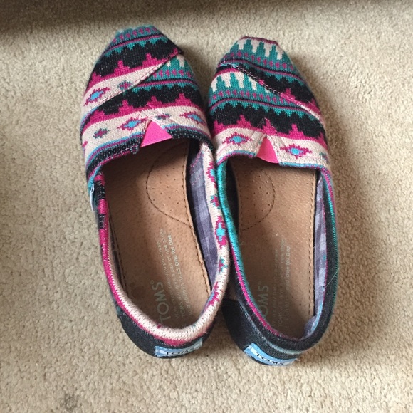 Toms shoes