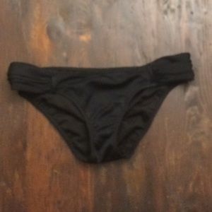 VS black bottoms