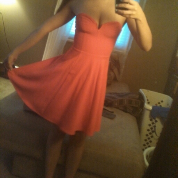 H&M adorable dress!