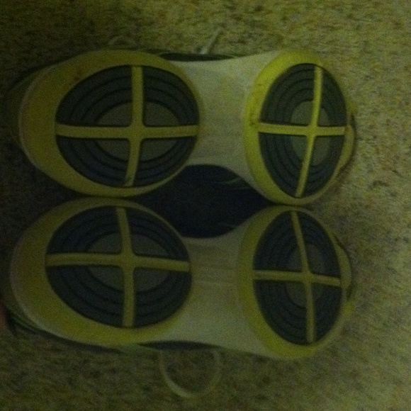 reebok sneakers - Picture 2 of 2