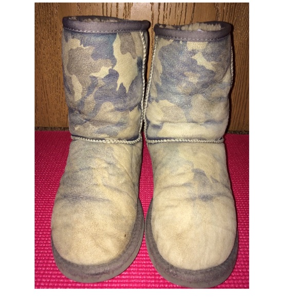 REAL UGGS BLUE CAMO