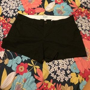 Black Old Navy shorts!