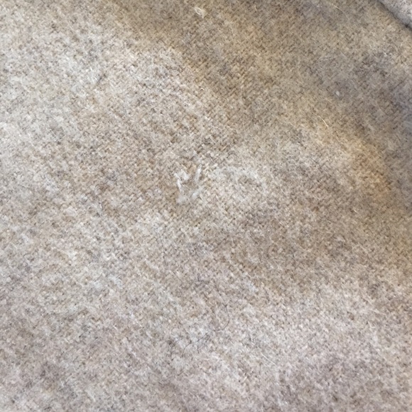 Gap Skirt - Picture 3 of 4