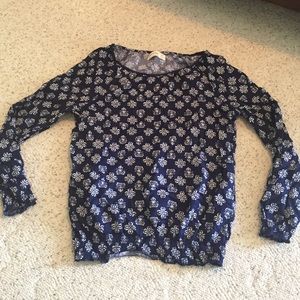 Pretty blue/white flower long sleeve peasant top