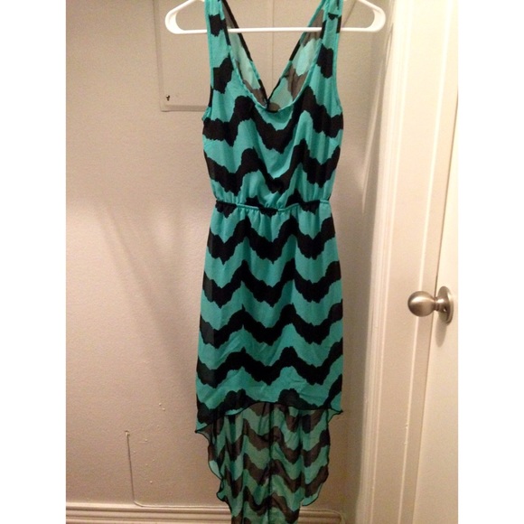Short to long Chevron dress