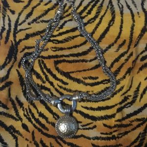 Subtle yet Bold Necklace