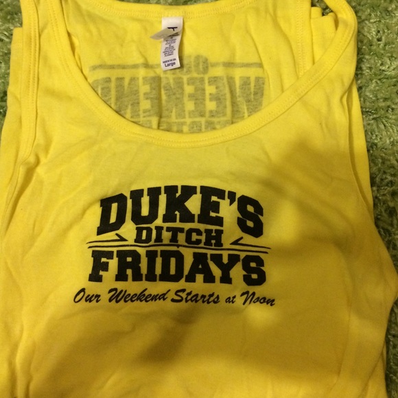Duke's Sportsbar Tank!