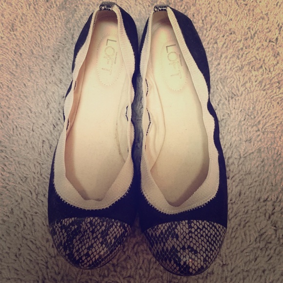 Canvas flats with dipped snake skin toe, 9