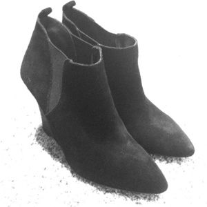 Vince Camuto Ankle Booties