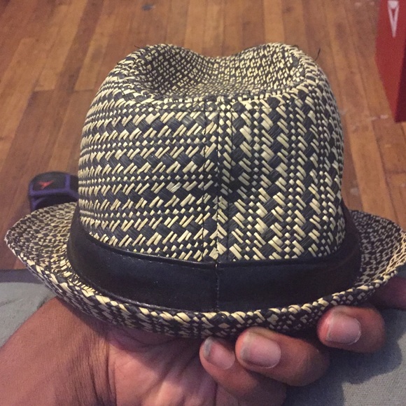 Hat - Picture 3 of 3