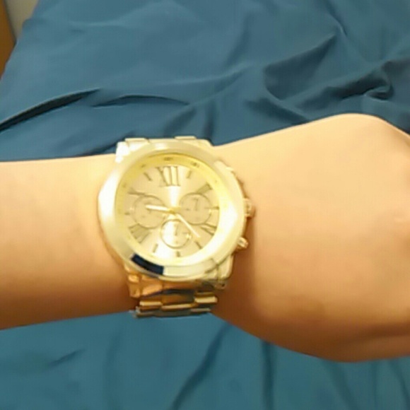 Gold wrist watch