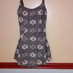 Cute swimsuit. Size 10 but fits a medium/small