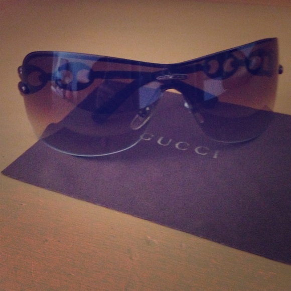 Gucci sunglasses