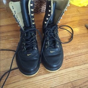 Nike Air Force one sneakers black and gold tan