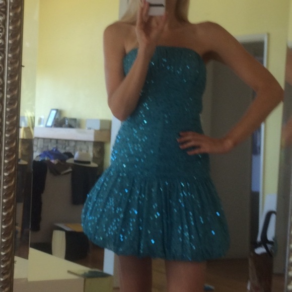 Betsey Johnson prom dress