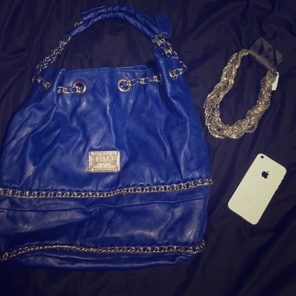Royal blue chain D&G